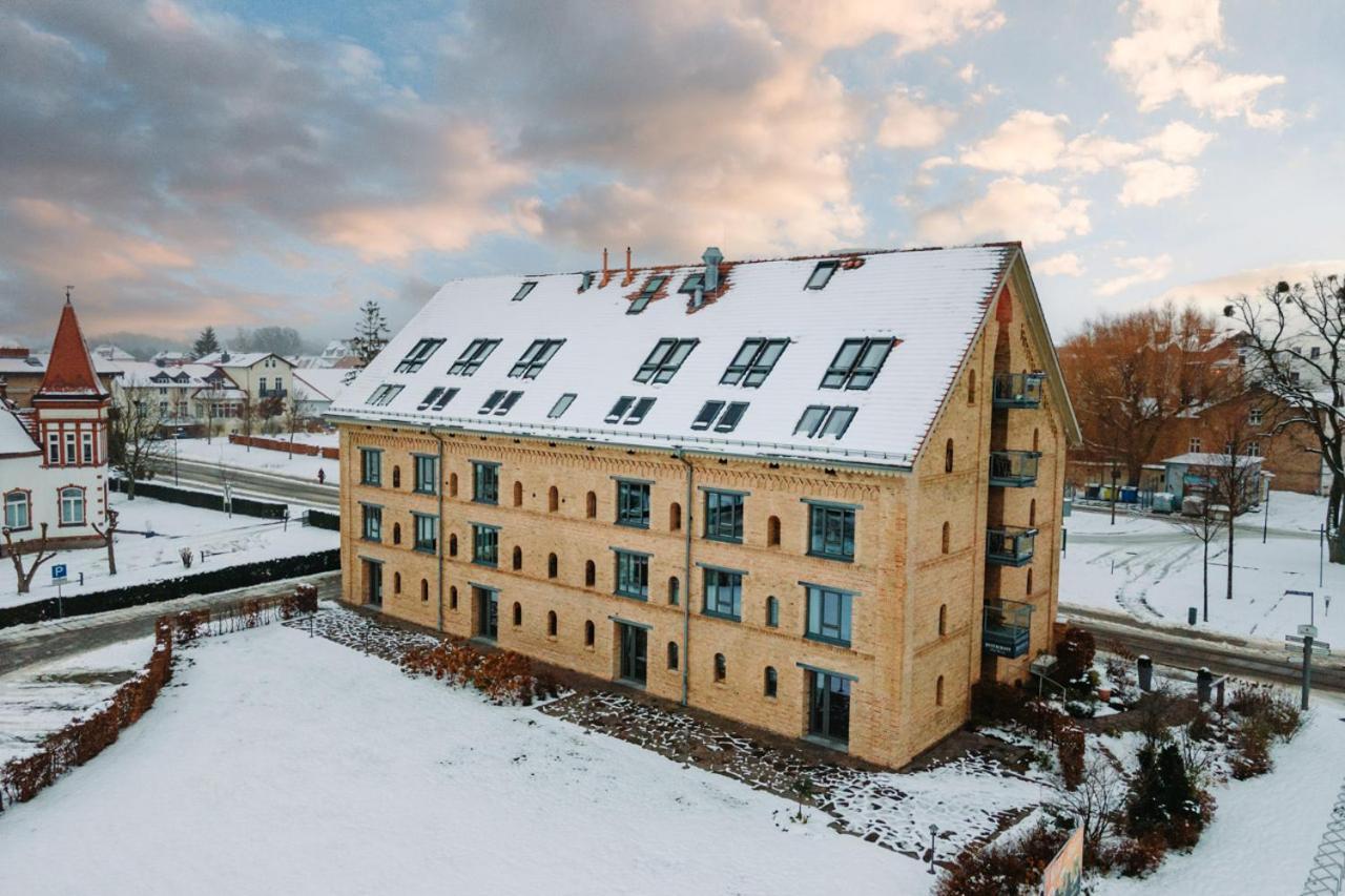 Hotel Alter Kornspeicher Neustrelitz Ngoại thất bức ảnh
